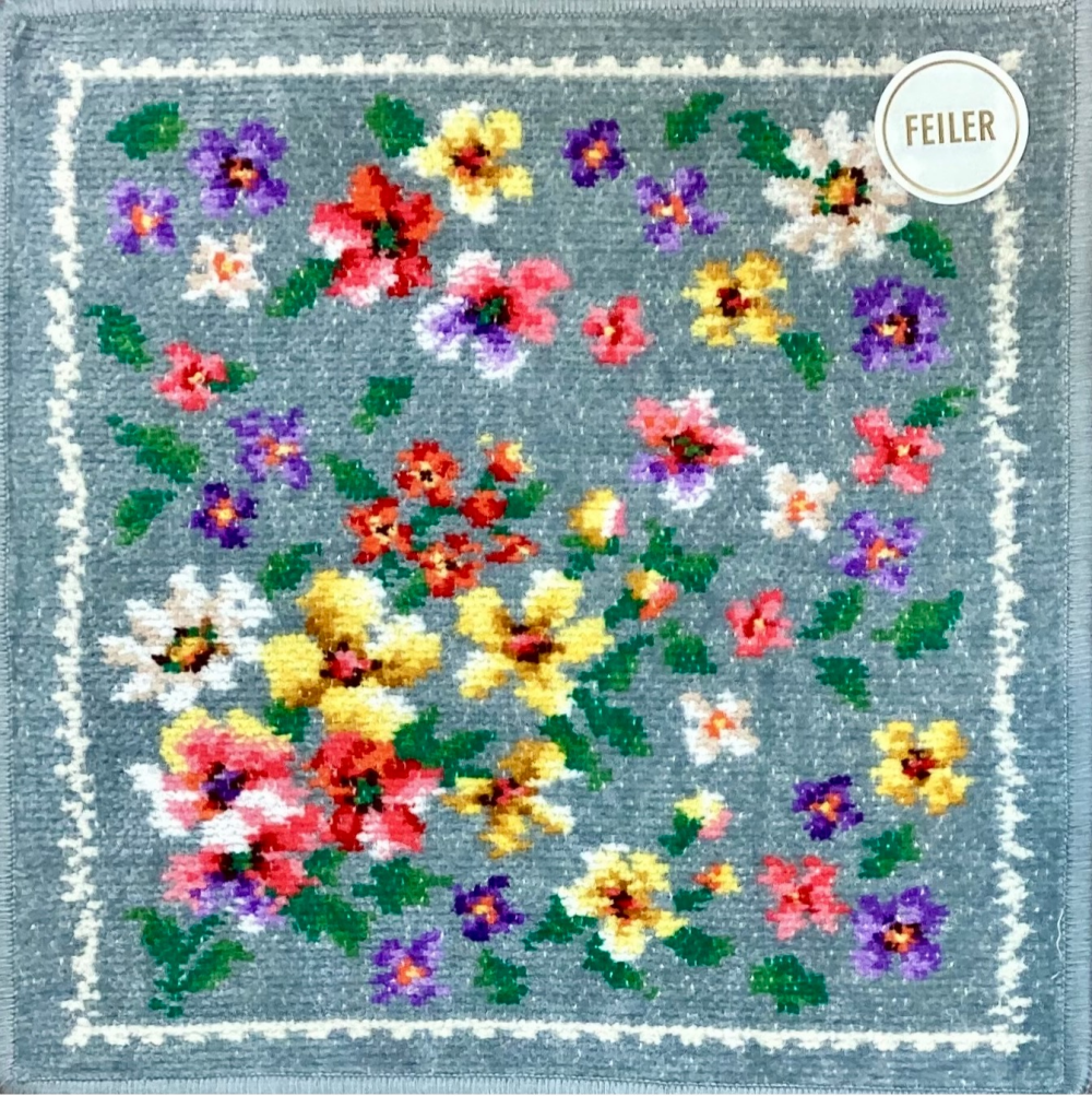 【フェイラー】可愛いらしい花びらが舞う新作シルフェ🌸ご自分用にもギフトにもオススメです✨