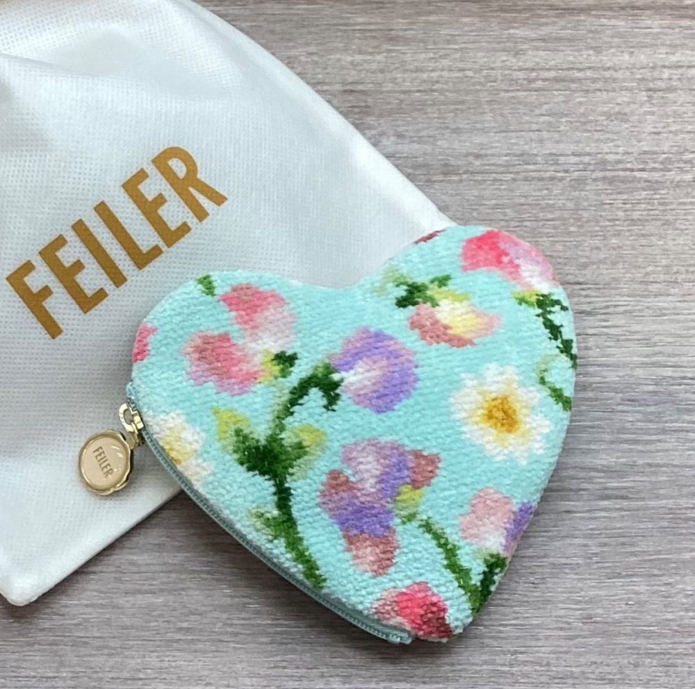 【フェイラー】スイートピー柄の可愛いハート型ポーチ