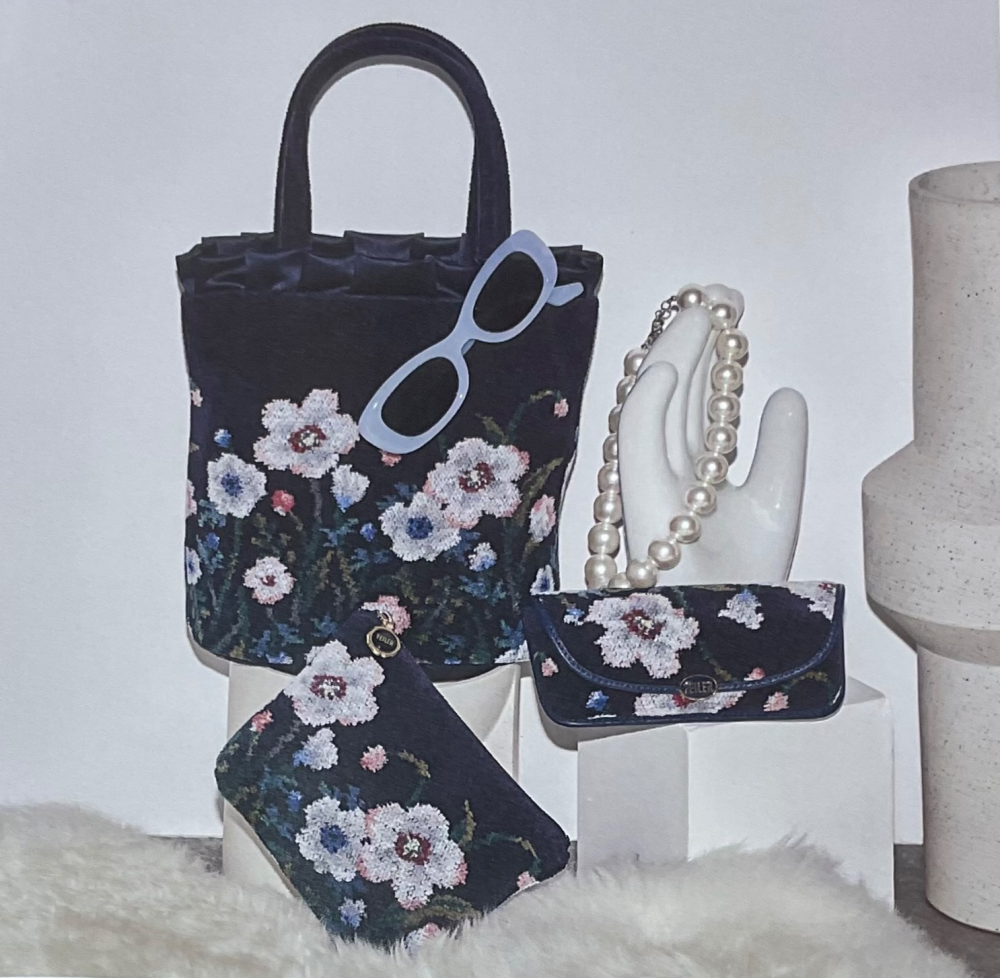 【フェイラー】新作　TWILIGHT SNOW〜雪舞う夜〜  冬のコーディネートのワンポイントになる、バッグからファッション雑貨を取り揃えました☃️