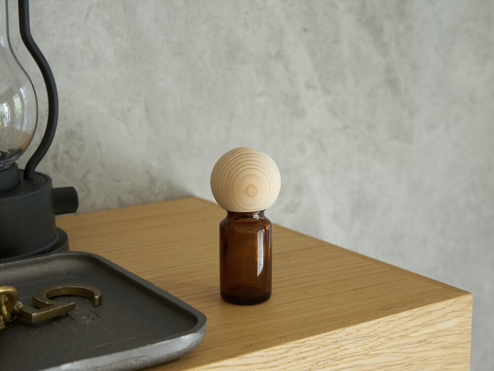 〈生活の木〉アロマを簡単に楽しむアイテム「Hinokiアロマキャップ」