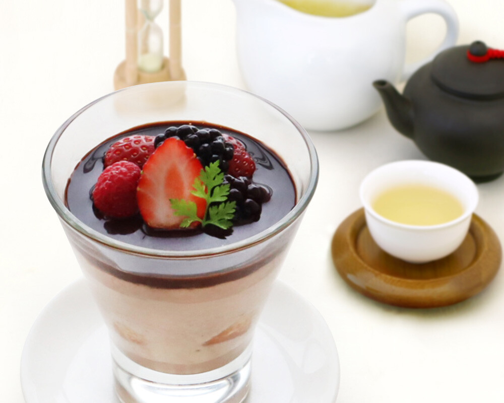 個性薫る紅茶「正山小種」のチョコレートムース?