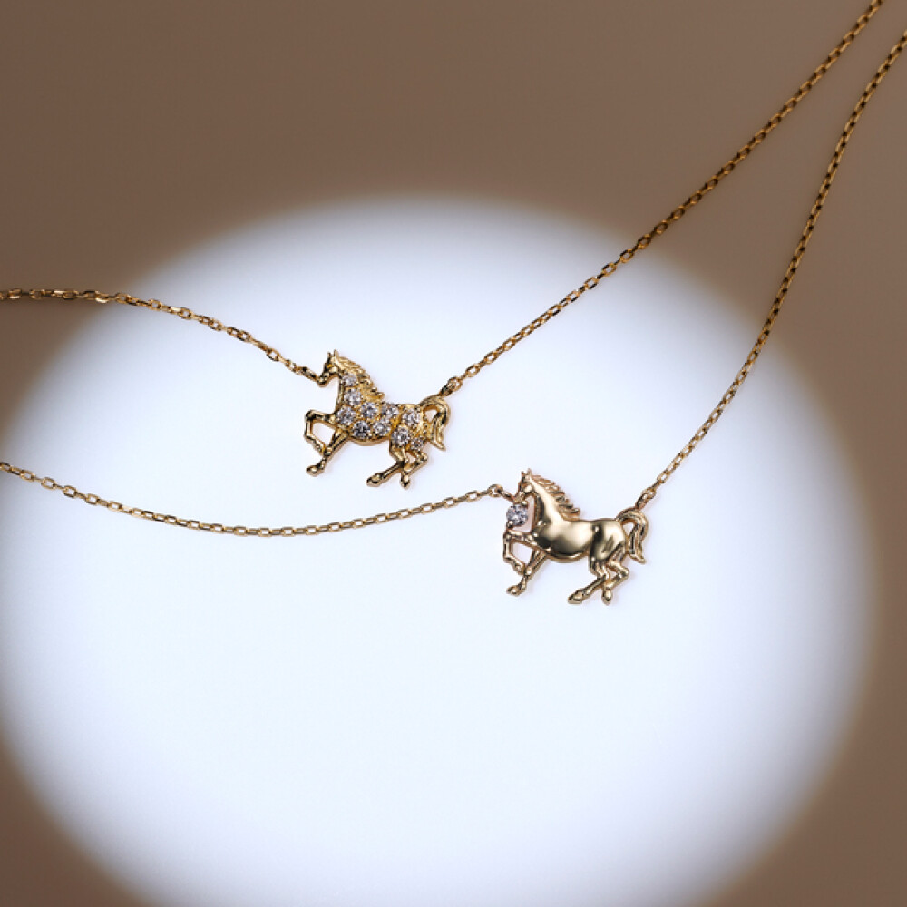 【80周年数量限定商品】お守りジュエリーに☆2026年を彩るHORSEネックレス