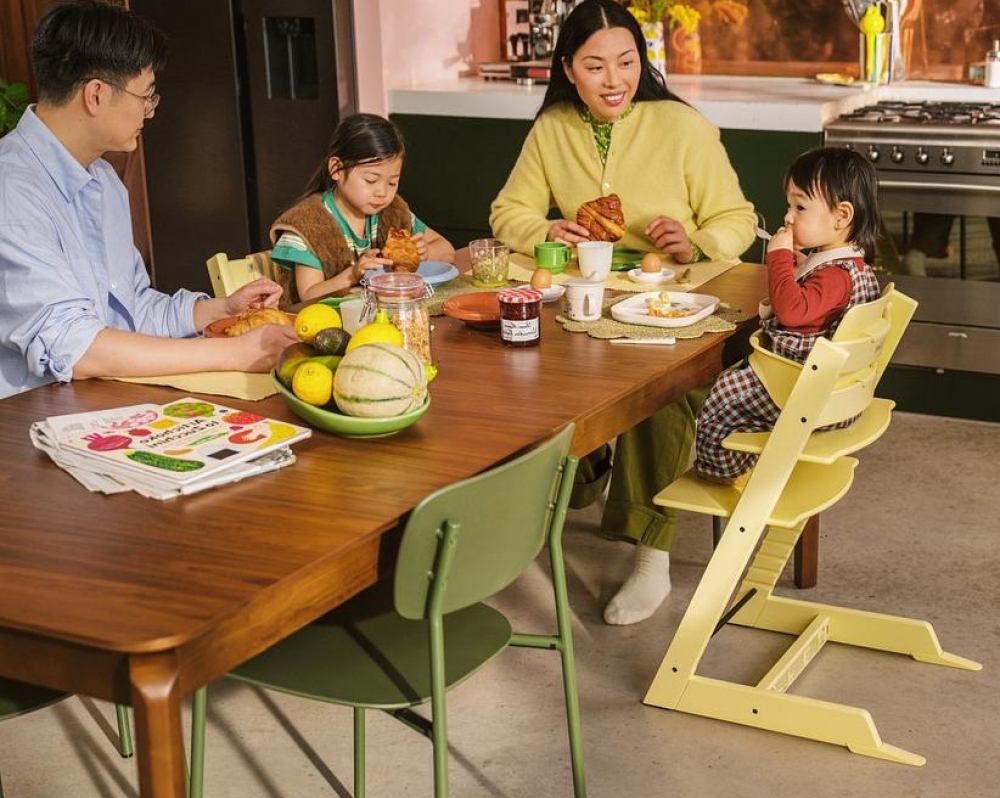 🍋トリップトラップ新色レモンイエロー登場‼️🍋