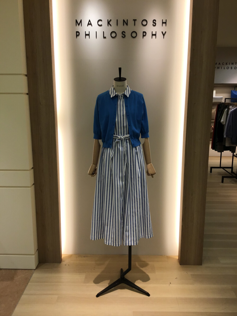 ストライプワンピース シアークルーネックカーディガン マッキントッシュフィロソフィー 大丸札幌店公式 Shop Blog ストライプワンピース シアークルーネックカーディガン マッキントッシュフィロソフィー 大丸札幌店公式 Shop Blog