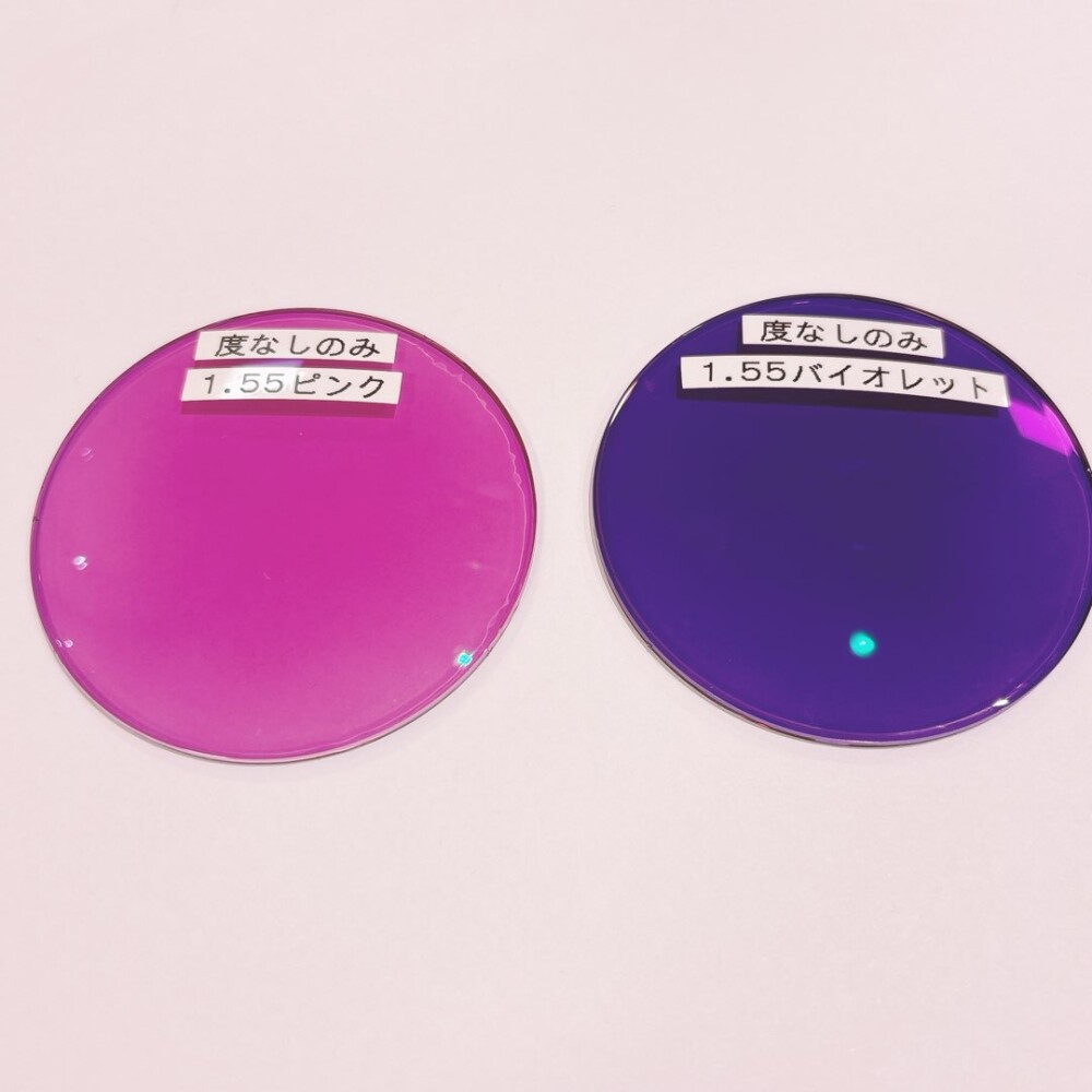 大人気【色が変わるレンズ】に新色ピンク🍑バイオレット🍇が登場！！！
