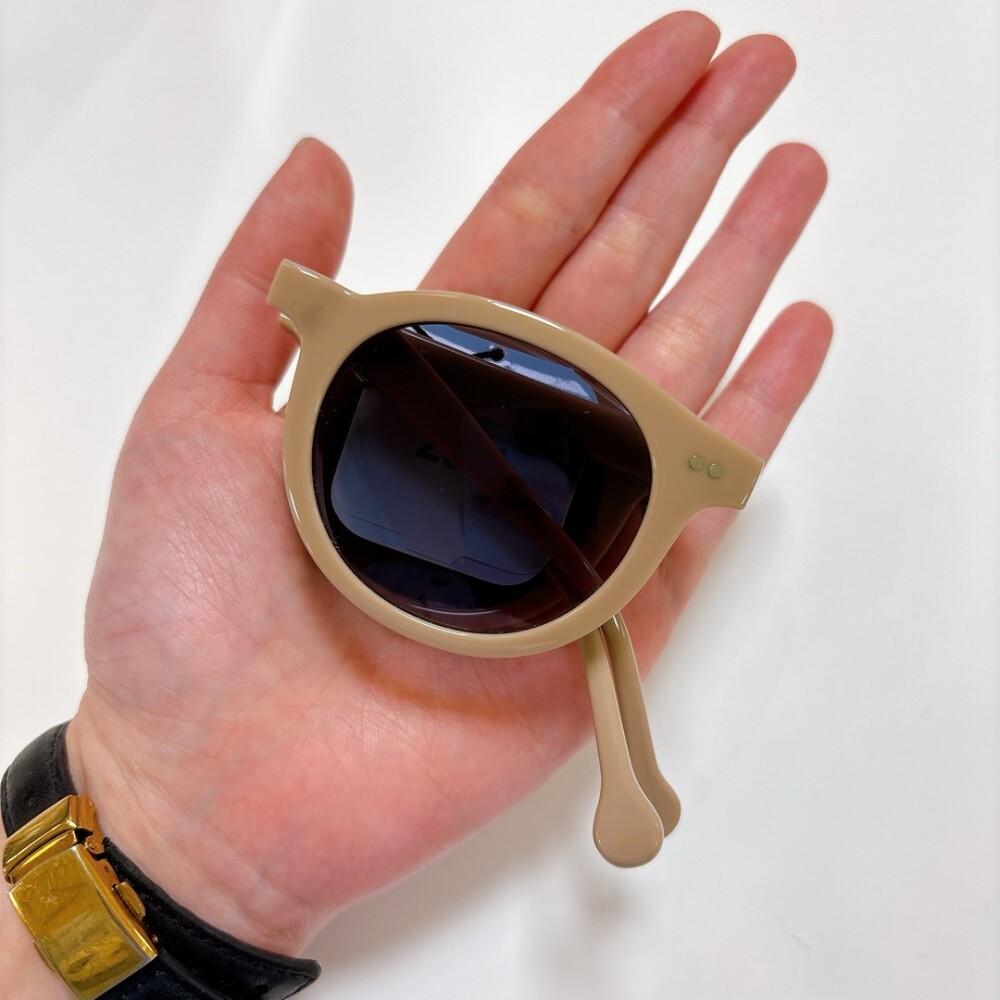 【セール開催中🎉】これがサングラス？！手のひらサイズでカバンにIN😎🌹セールおすすめ商品✌