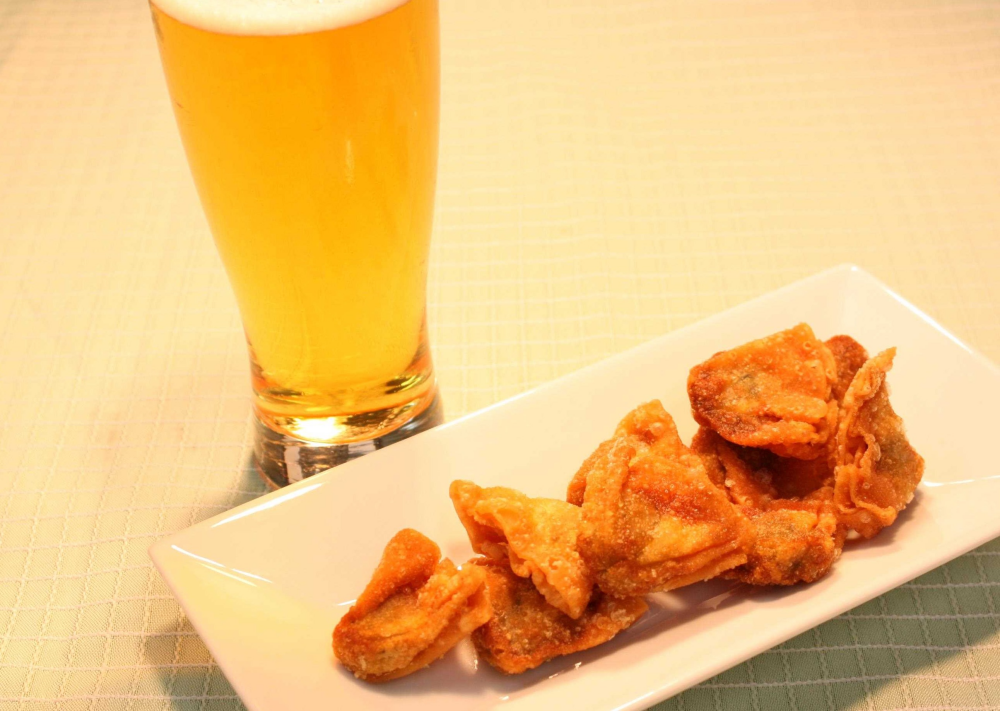 今月のおつまみ餃子のフレーバーはあの大人気の…？