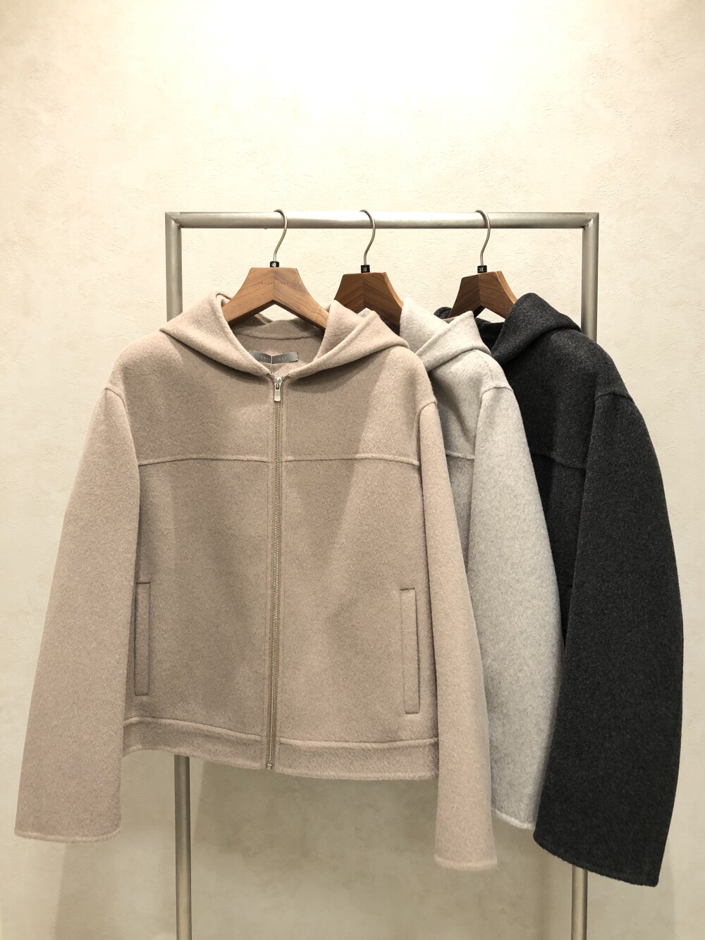 【先行入荷！】フーデッドショートコート