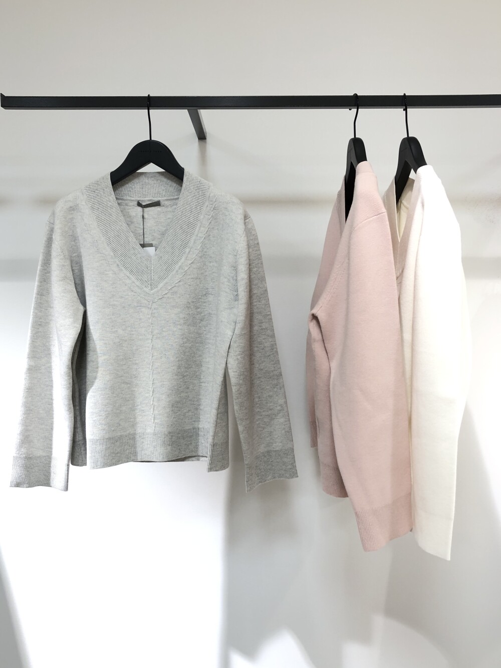 【新作】今から着られる春ニット