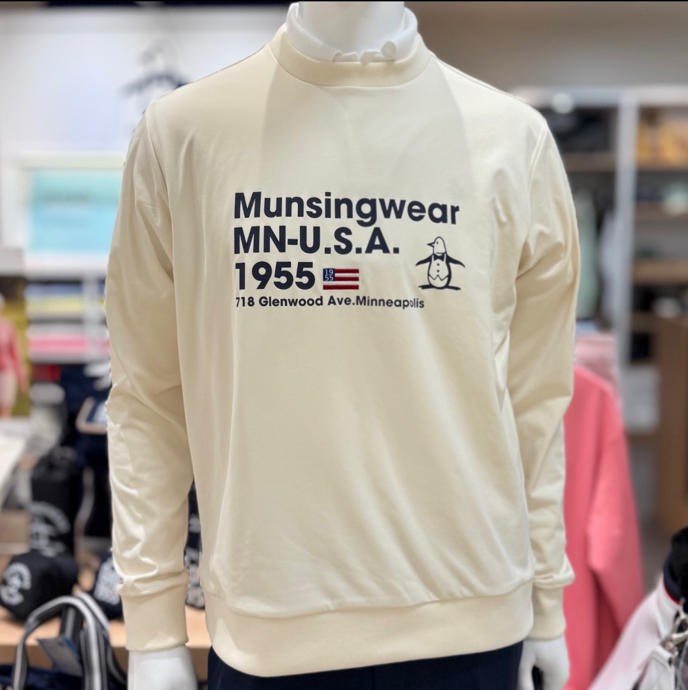 スタッフおすすめクルーネックカットソー🐧