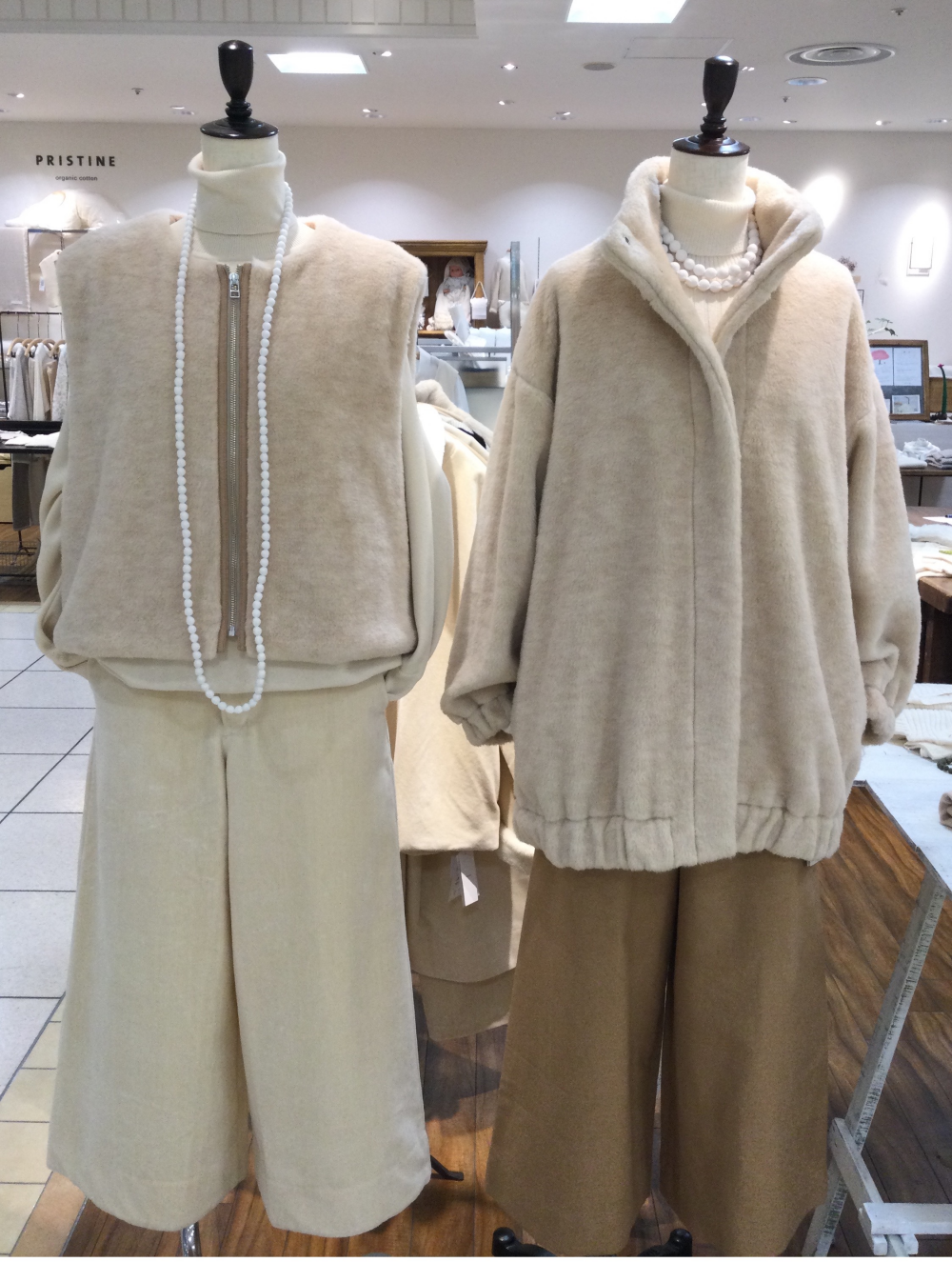 アルパカの自然な色とぬくもりをまとう