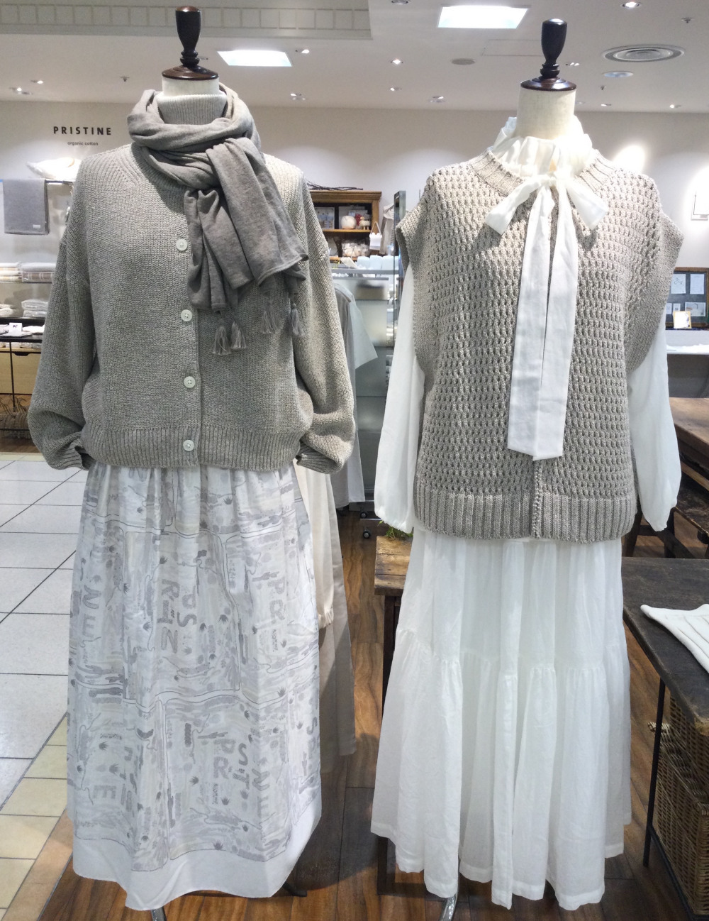 天然繊維の織りなすグレーを楽しむ