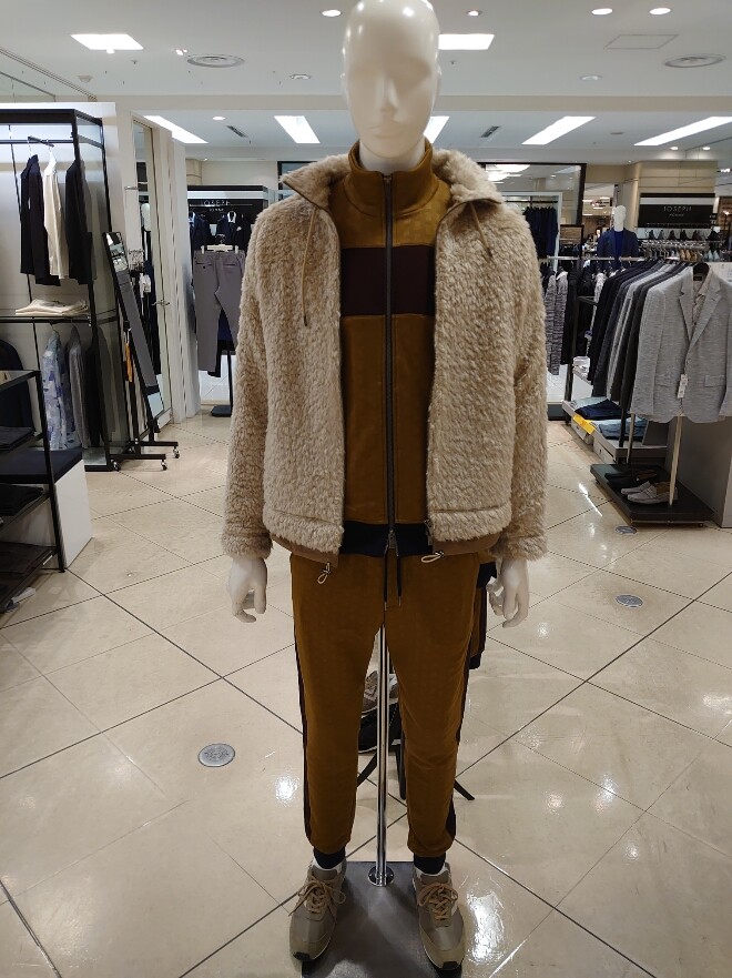 軽くて羽織り易いパイルエコファー ランバン オン ブルー 大丸札幌店公式 Shop Blog