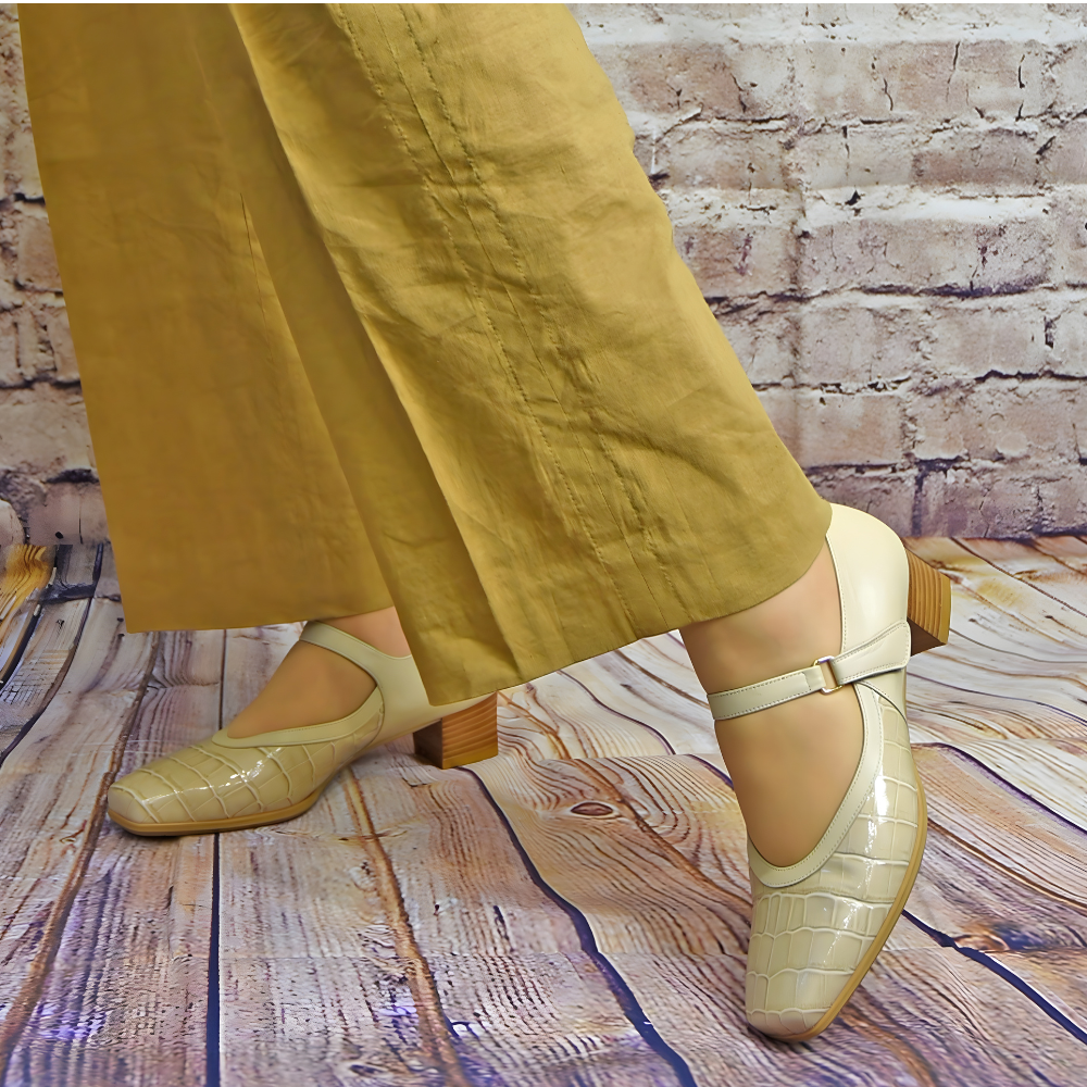 あなたに足に合わせたオーダーパンプスをお作りします