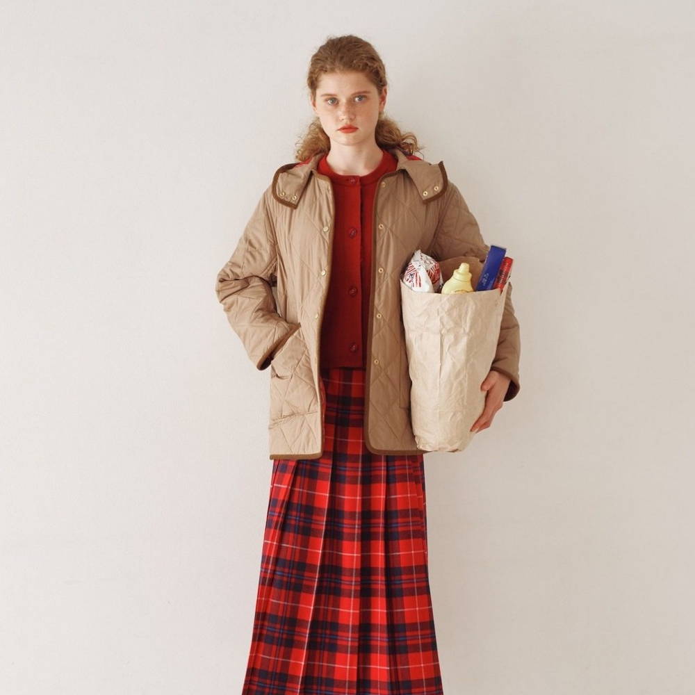 アフタヌーンティーオリジナルのチェック柄を使用したアウター🧥