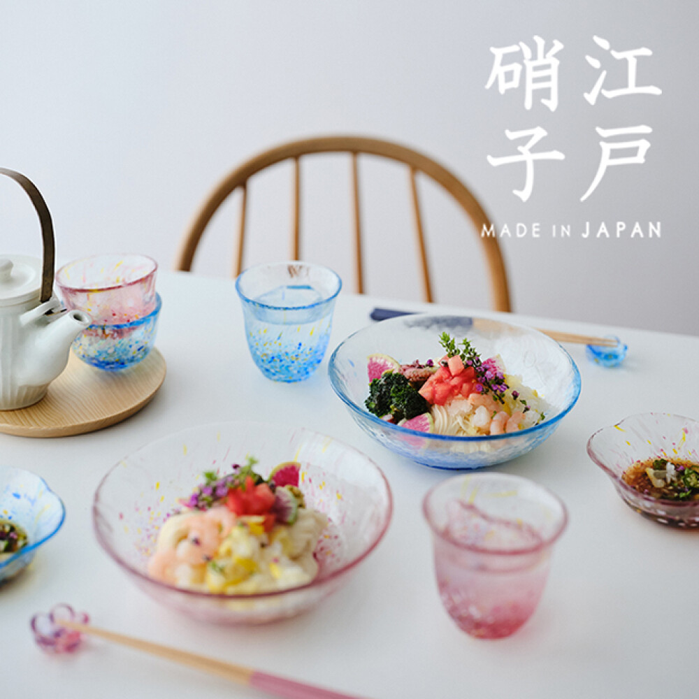 涼やかなガラスの器、江戸硝子