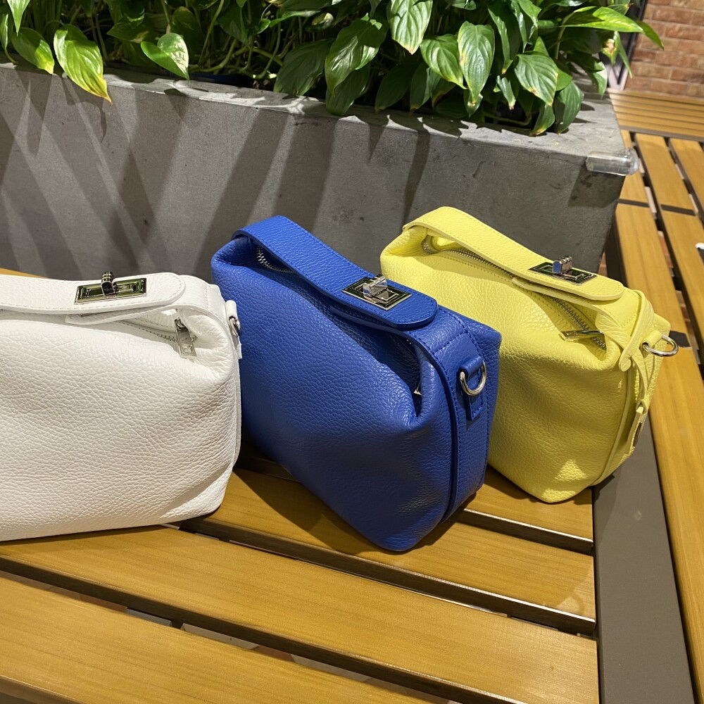 コロン♪としたシルエットがかわいいバッグ? | 銀座かねまつ