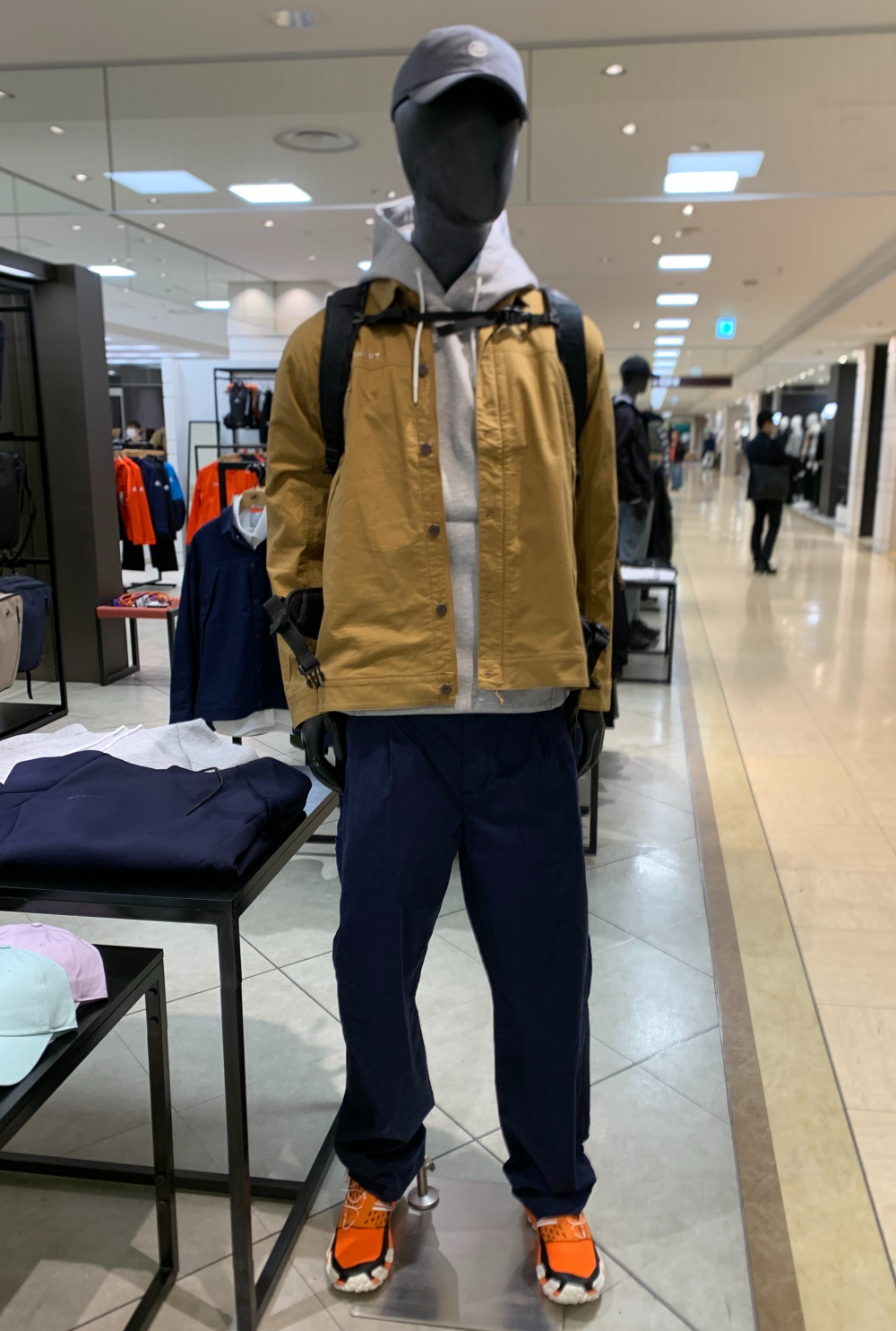 新作入荷スタート