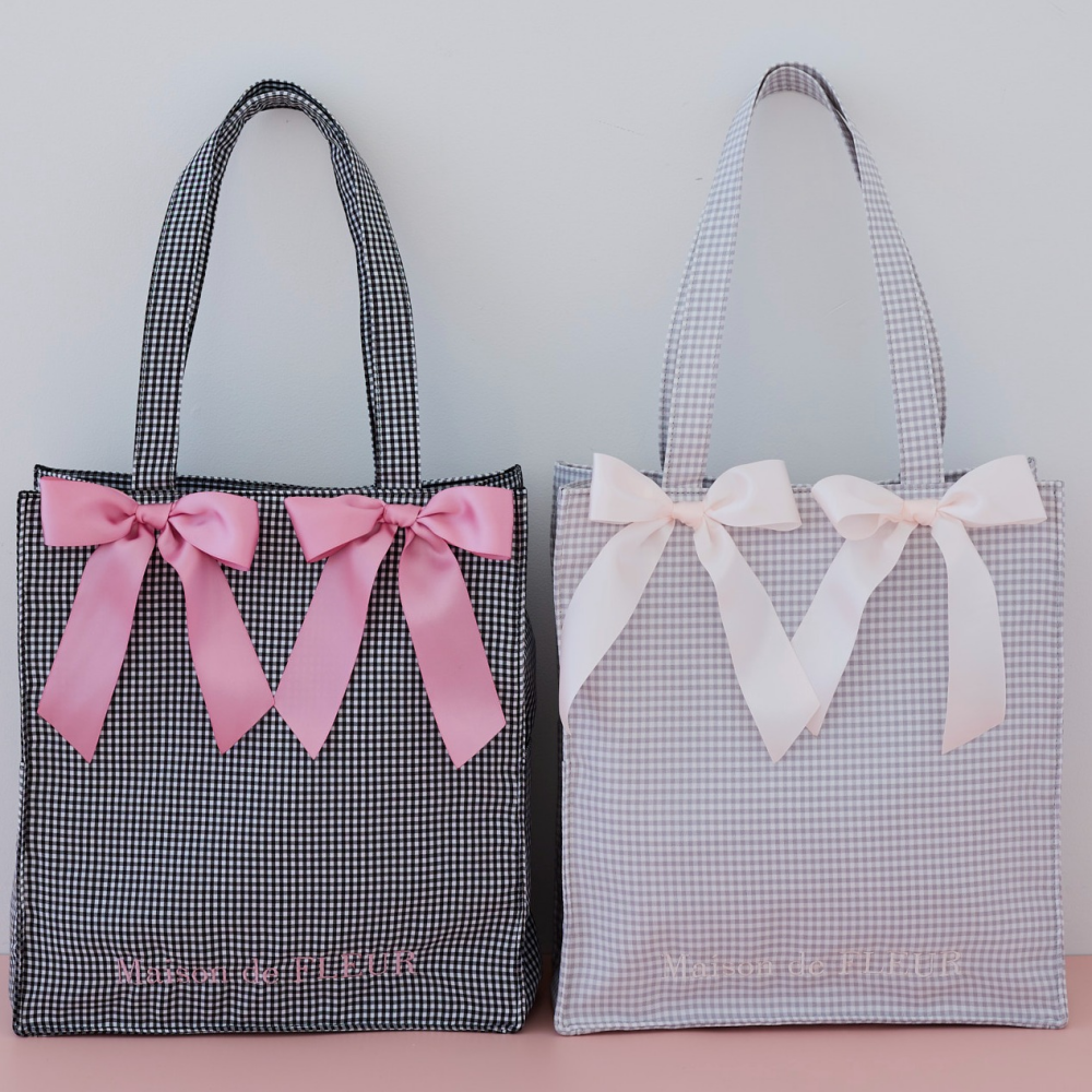 これからのシーズンにぴったりのトートバッグが登場🎀
