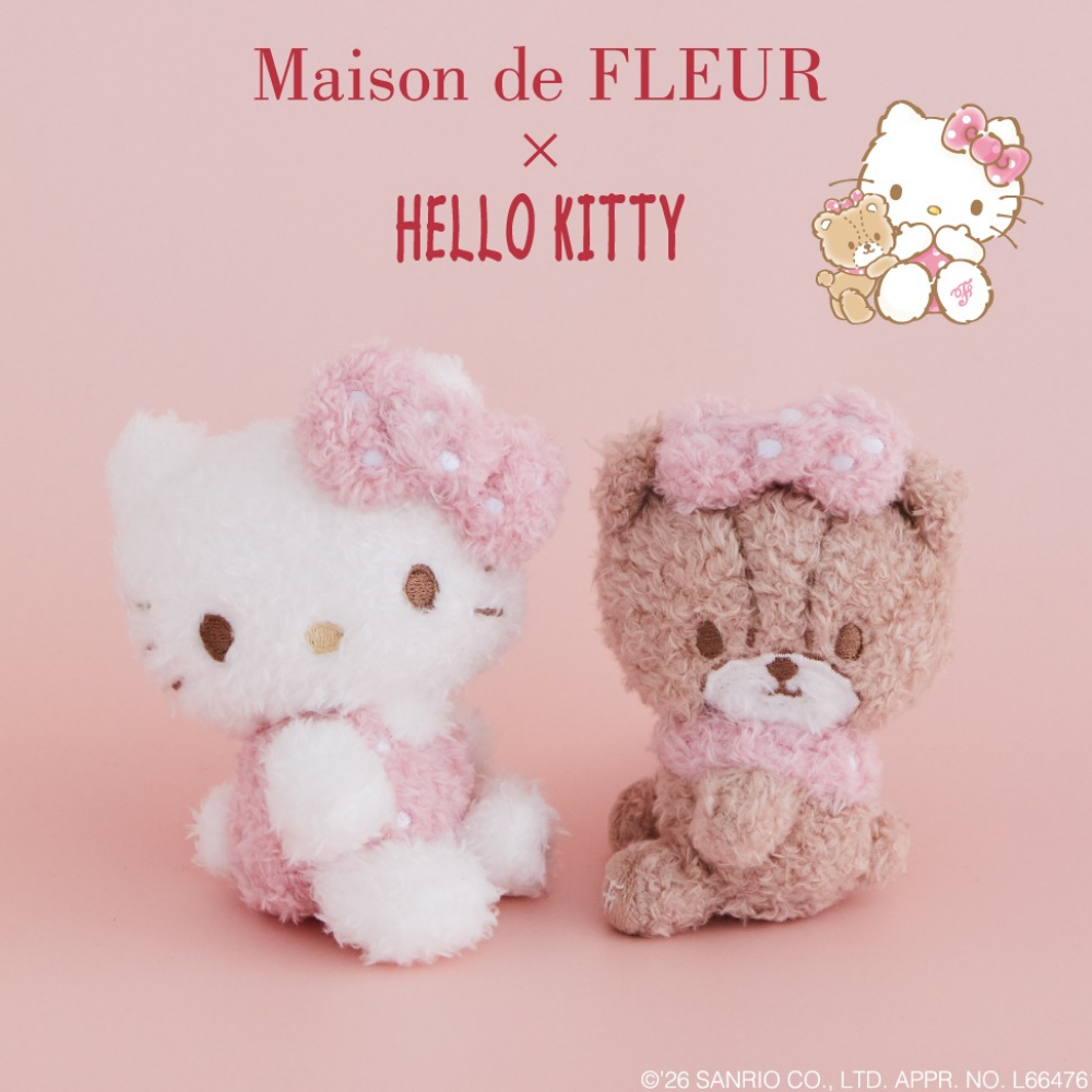 おそろいのドット柄リボンと衣装でおめかししたハローキティとタイニーチャムのバッグチャームが登場🎀