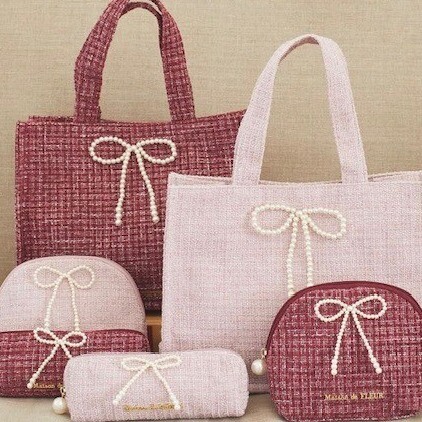 ピンクカラーのツイードシリーズ発売🎀