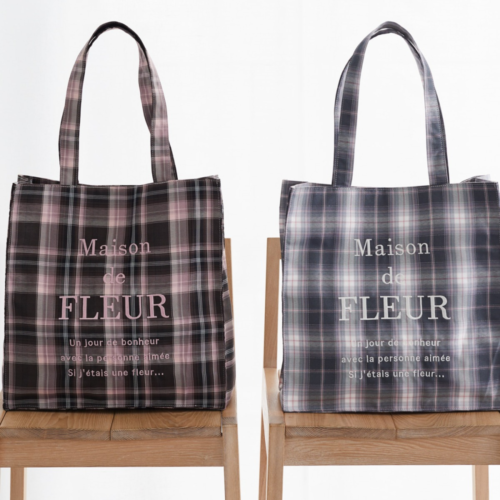 コーデに合わせやすい！チェック柄の月替わり新作トートバックが発売🎀