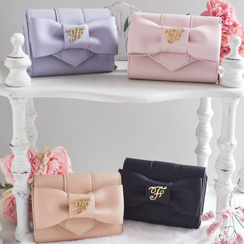 大人気のウォレットにマットな新作登場🎀