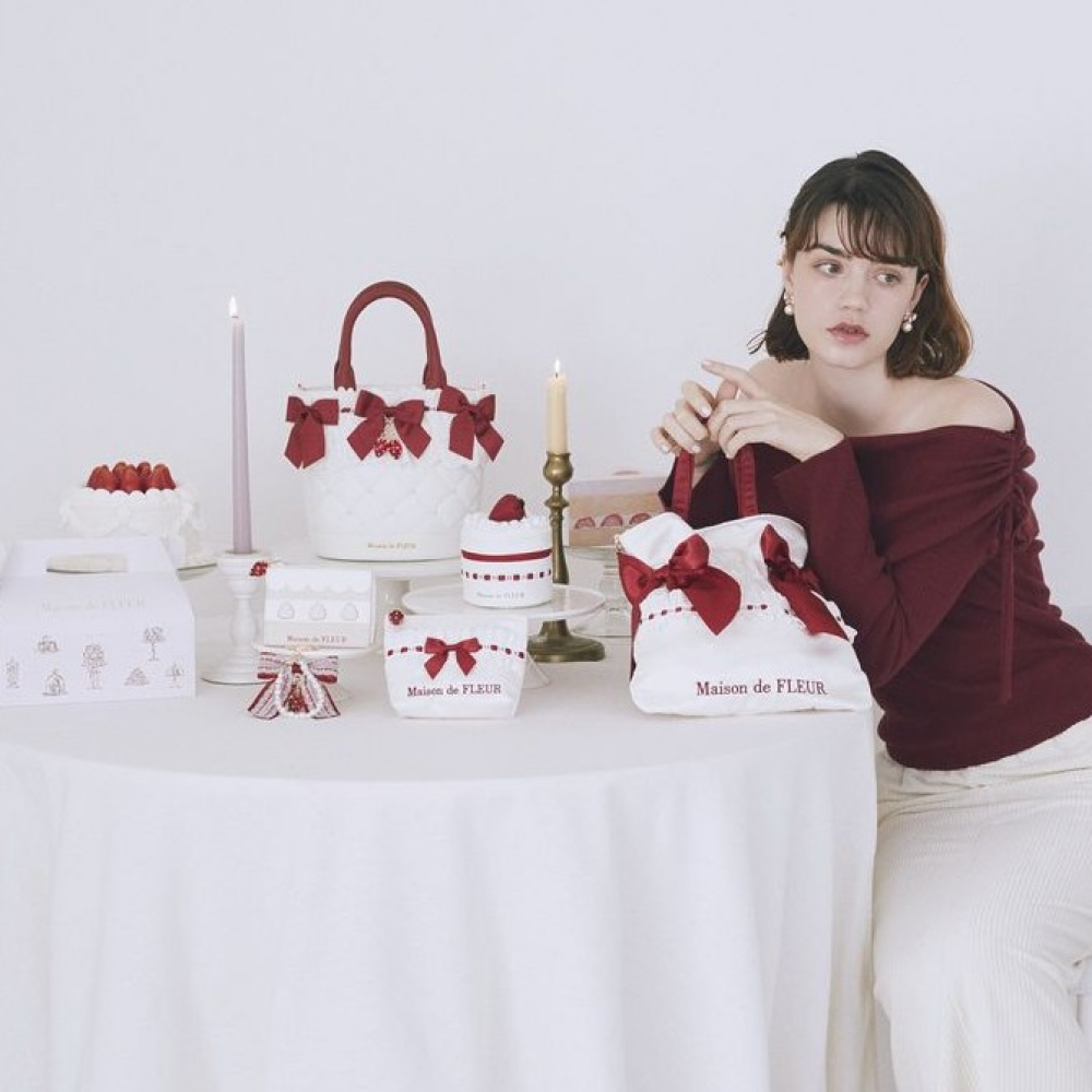 ホリデー気分を盛り上げてくれるケーキモチーフアイテムが登場🎀