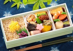 この時期限定！夏のお弁当！
