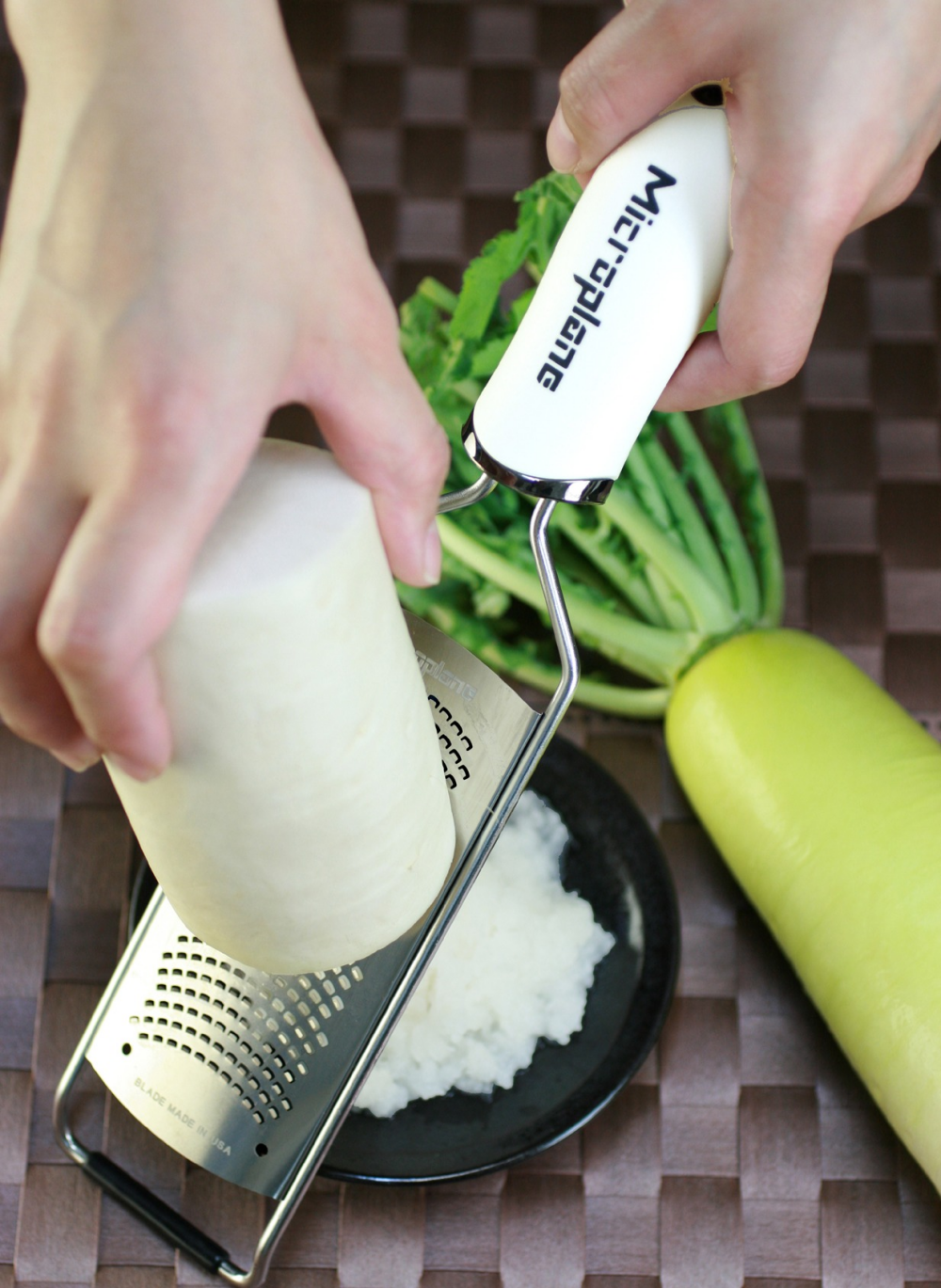 和食の食材にも対応した日本専売モデル「マイクロプレイン ジャパニーズスタイルグレーター」　