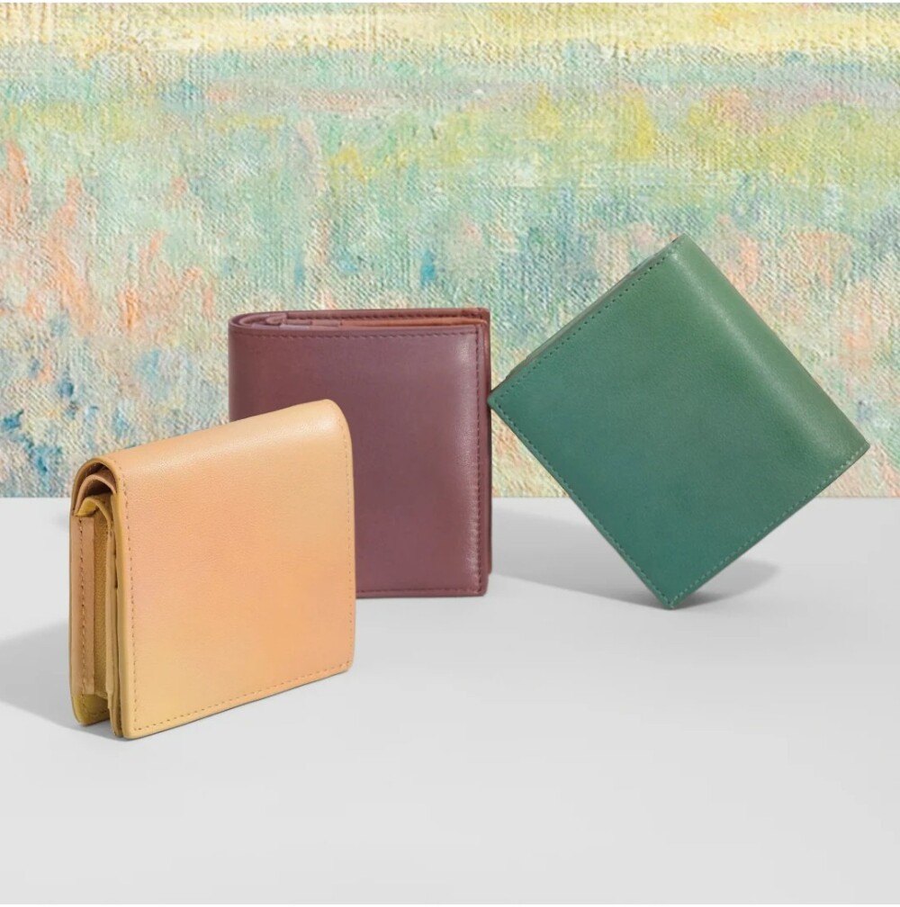 モネの世界観を手のひらに。繊細な光と豊かな色彩を映した、財布シリーズ