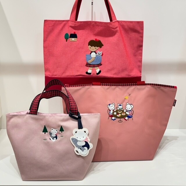 ー品販売  ファミリア【バッグ】大人向けのサイズ感もございます バッグ