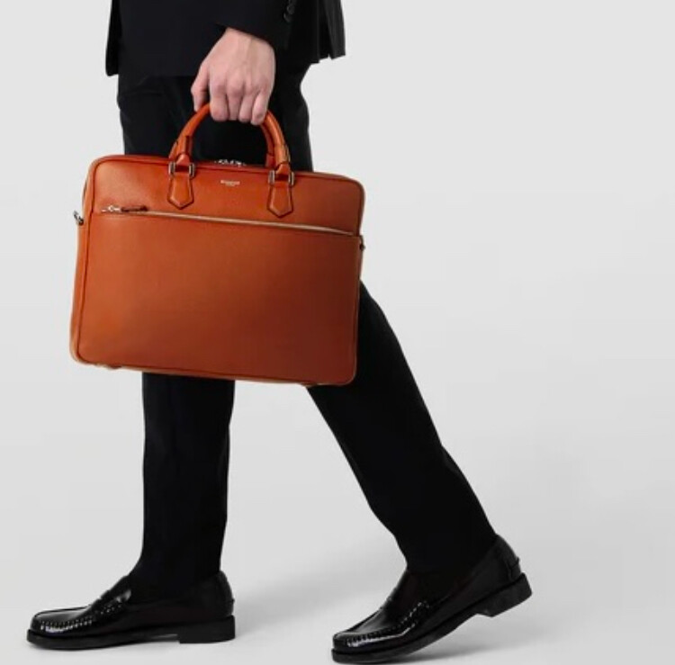 定番シリーズの人気カラーが入荷いたしました！