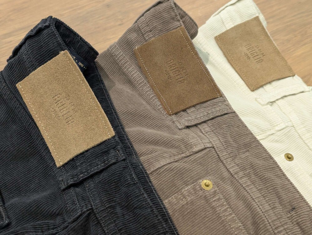 〈BRIGLIA〉冬といえばコーデュロイ