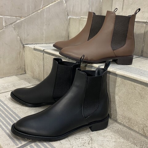 【銀座かねまつ】極美品✨ショートブーツ　サイドジップレザー　ブラック　24 GINZA Kanematsu（銀座かねまつ） ショートブーツ 23.5cm ブラック