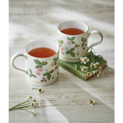 ロイヤルコペンハーゲン　&　ウェッジウッド NEW【ストロベリー インクブルー】 | ウェッジウッド｜ロイヤル