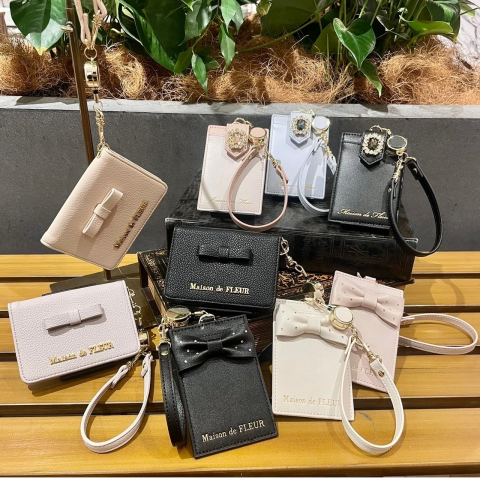 学生さん＆社会人の方におすすめ！人気のパスケース登場🎀 | メゾンド