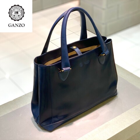 シンプルで大切なことは ” レザーブランド GANZO(ガンゾ シンプルで大切なことは ” レザーブランド GANZO(ガンゾ