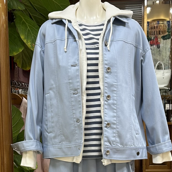 着心地抜群！デニム風ブルゾン✨