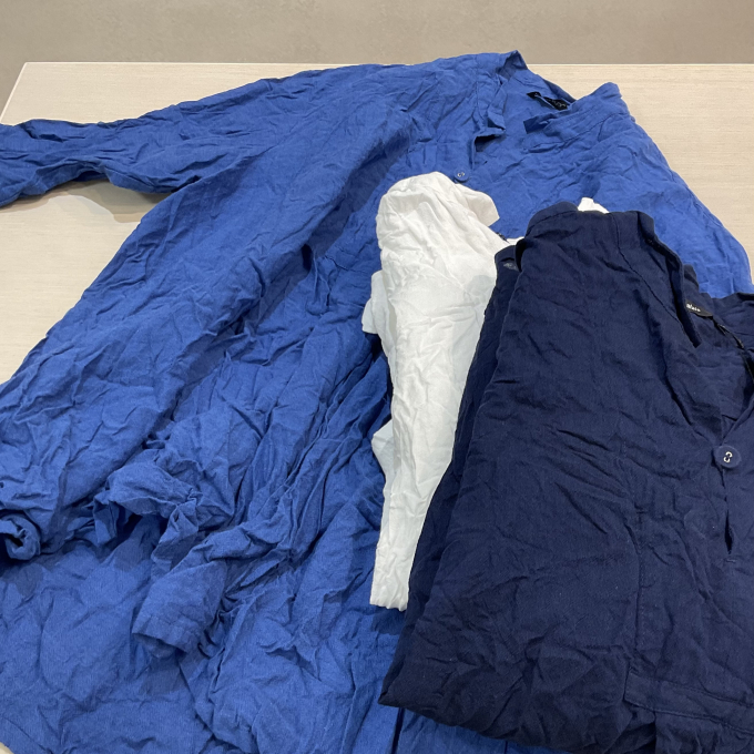 オーガニックコットンシャンブレープルオーバーブラウス&リネンレーヨンストレッチパンツ