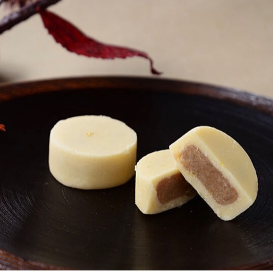 金曜・土曜限定販売　『もんぶらん』