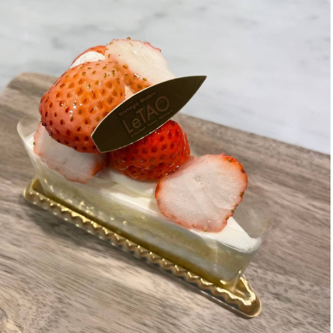 桃薫苺のフロマージュショートケーキ
