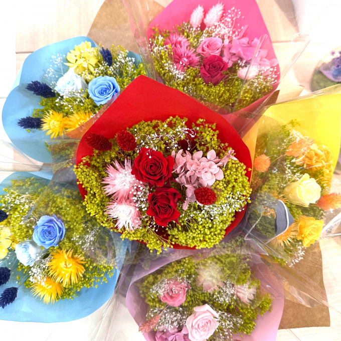 プリザーブドフラワーのハッピーブーケ