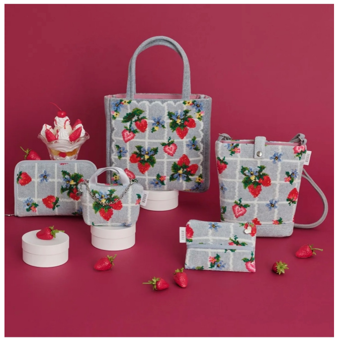 【フェイラー】新作　ストロベリーフィールドプティ〜おしゃべりなイチゴたち🍓〜