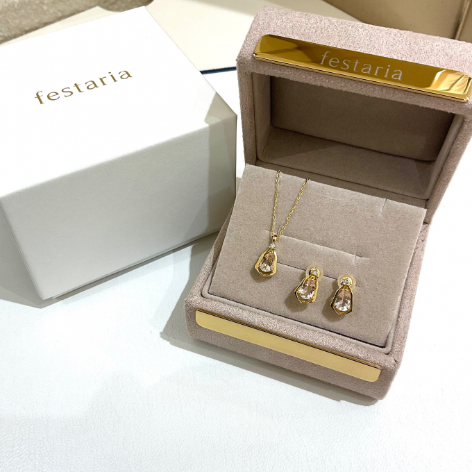 《4月の誕生石のご紹介》