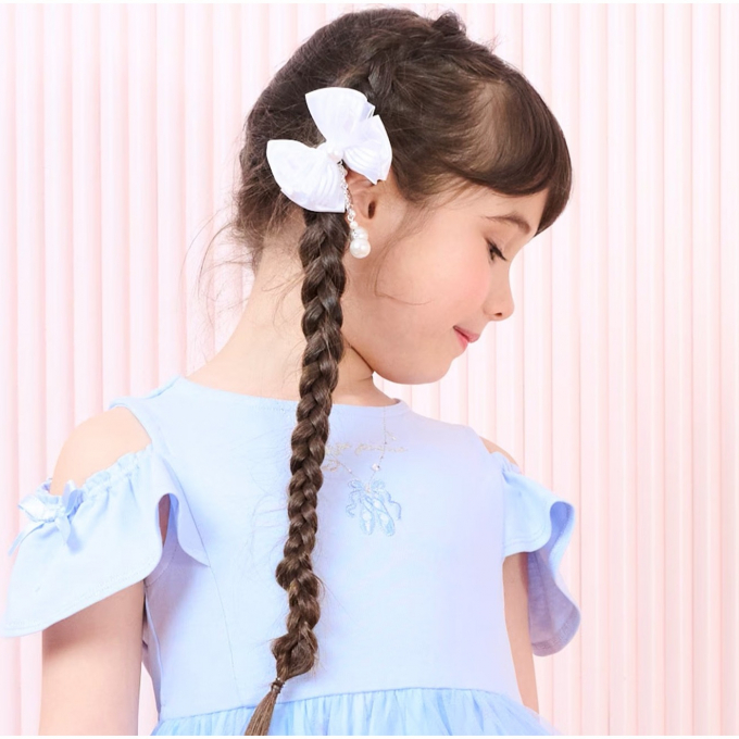 ゆらゆら揺れるパールチャームがポイント🩷キャンディーラッピングヘアアクセサリー🎀