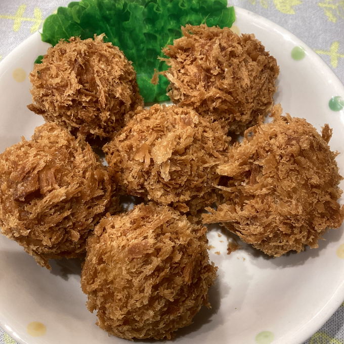 3月金曜日限定　ロシアンルーレットメンチかつ