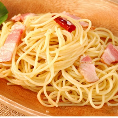 【カール・レイモン】4月　生鮮木曜市