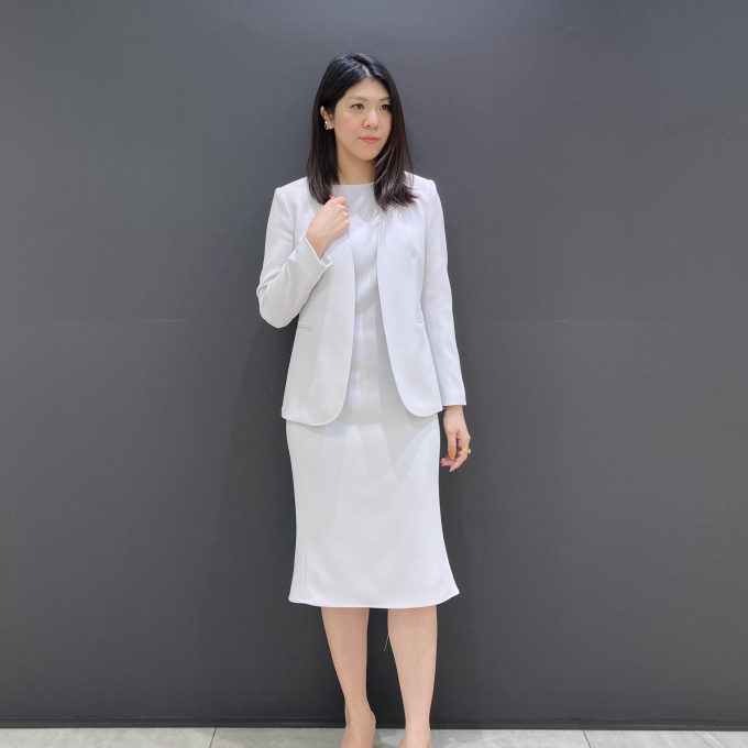 【新色入荷】セレモニーに人気ワンピーススーツスタイル