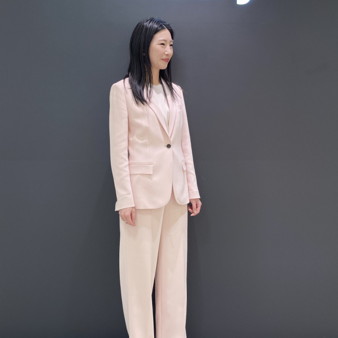 【人気スーツ】春色新色入荷！